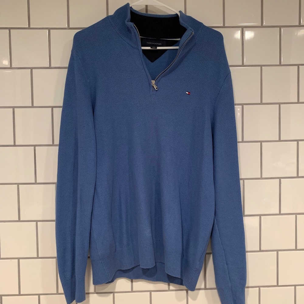 Tommy hilfiger quarterzip size medium